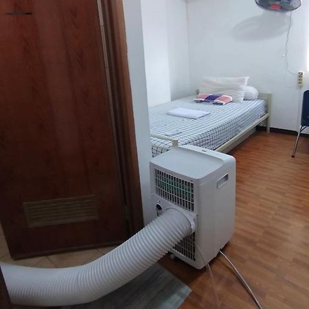 Amazing View Apartment At Kemayoran Jiexpo -Min Stay 3 Nights- Джакарта Экстерьер фото