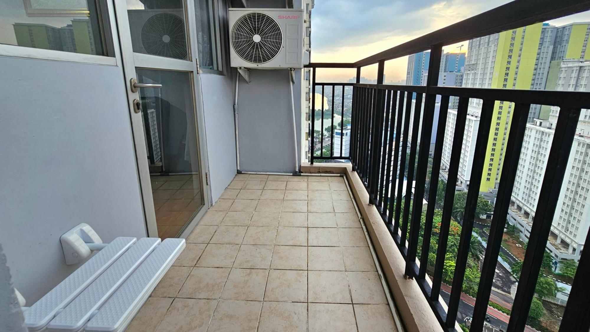 Amazing View Apartment At Kemayoran Jiexpo -Min Stay 3 Nights- Джакарта Экстерьер фото
