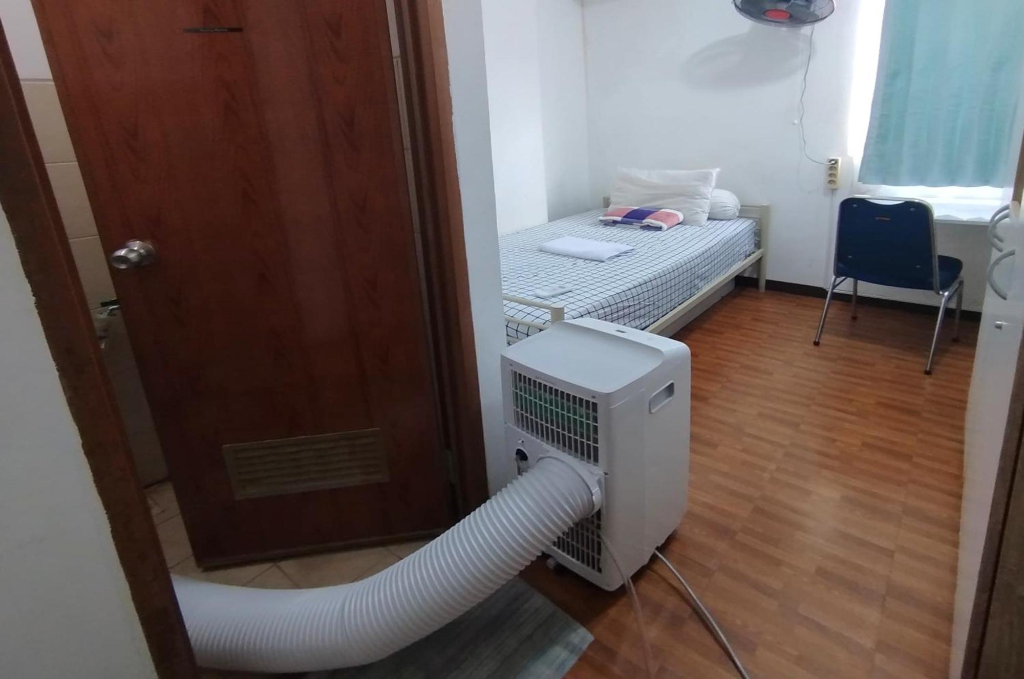 Amazing View Apartment At Kemayoran Jiexpo -Min Stay 3 Nights- Джакарта Экстерьер фото