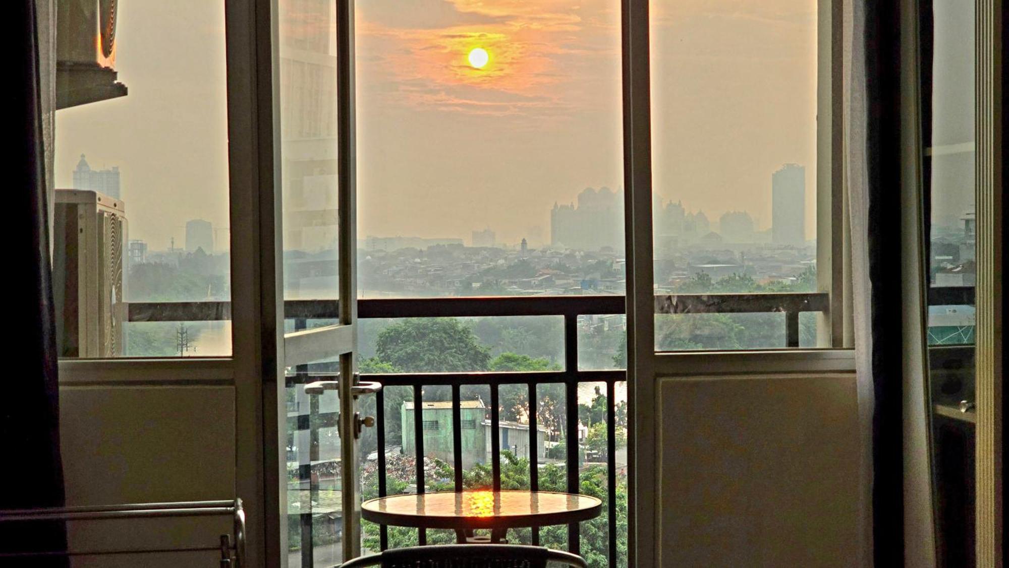 Amazing View Apartment At Kemayoran Jiexpo -Min Stay 3 Nights- Джакарта Экстерьер фото